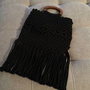 BLACK CROCHET FRINGE PURSE